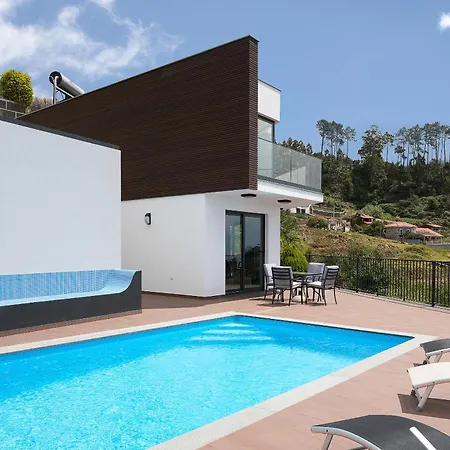 Panorâmica Iii Villa Arco da Calheta (Madeira)